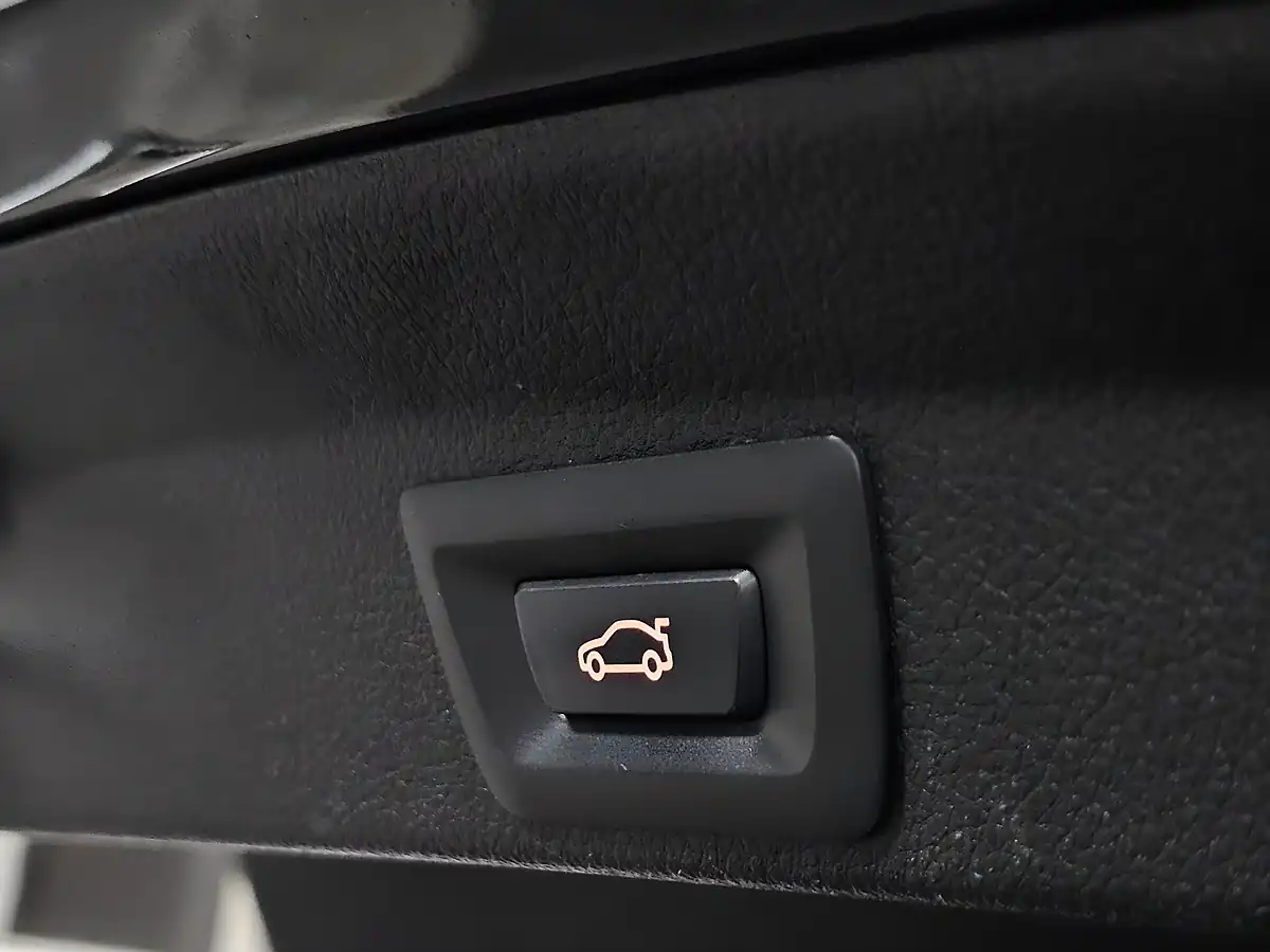 Used 2016 BMW 4 Series Gran Coupe Mineral Grey - Interior and Exterior details 16