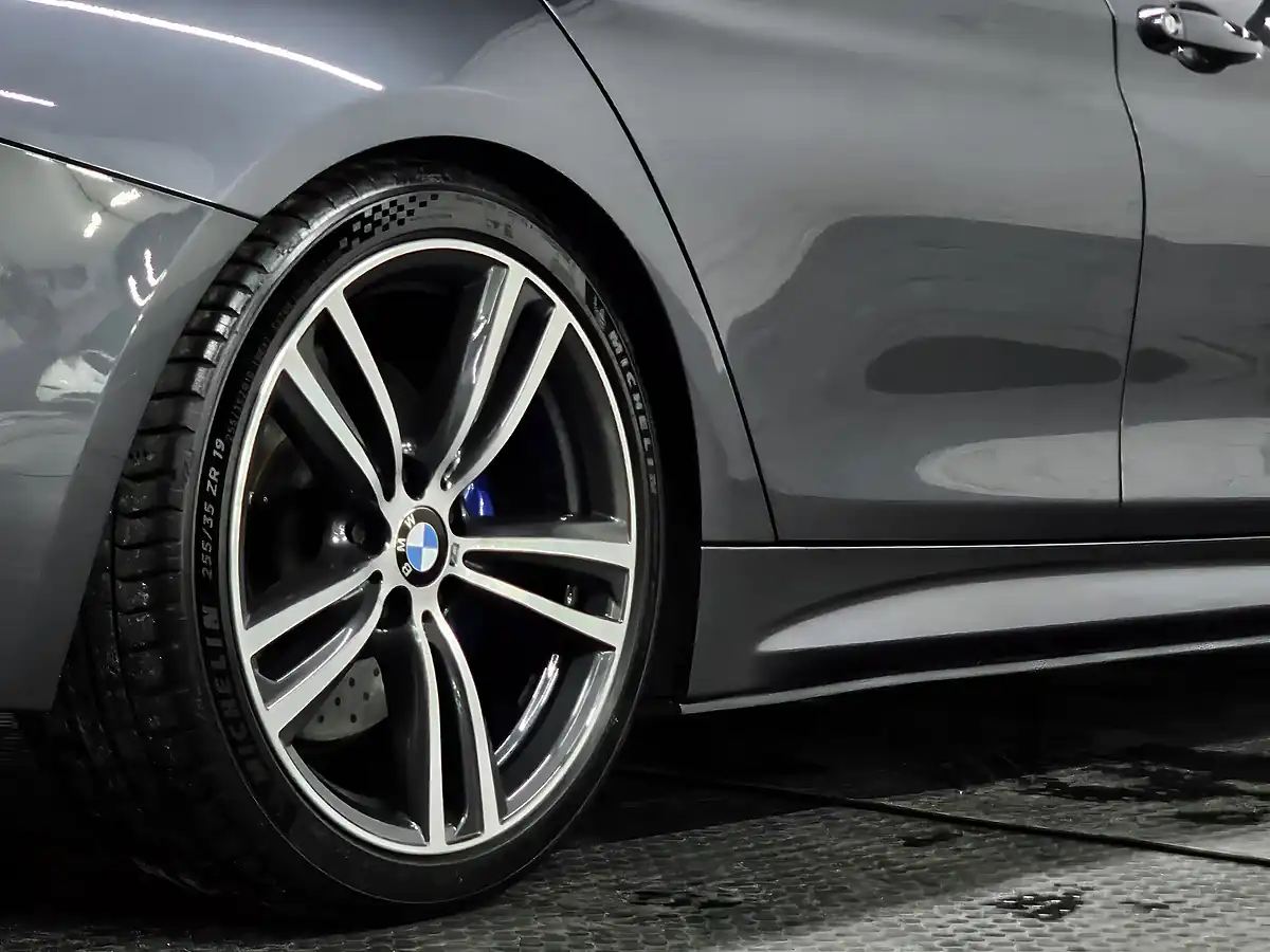 Used 2016 BMW 4 Series Gran Coupe Mineral Grey - Interior and Exterior details 18