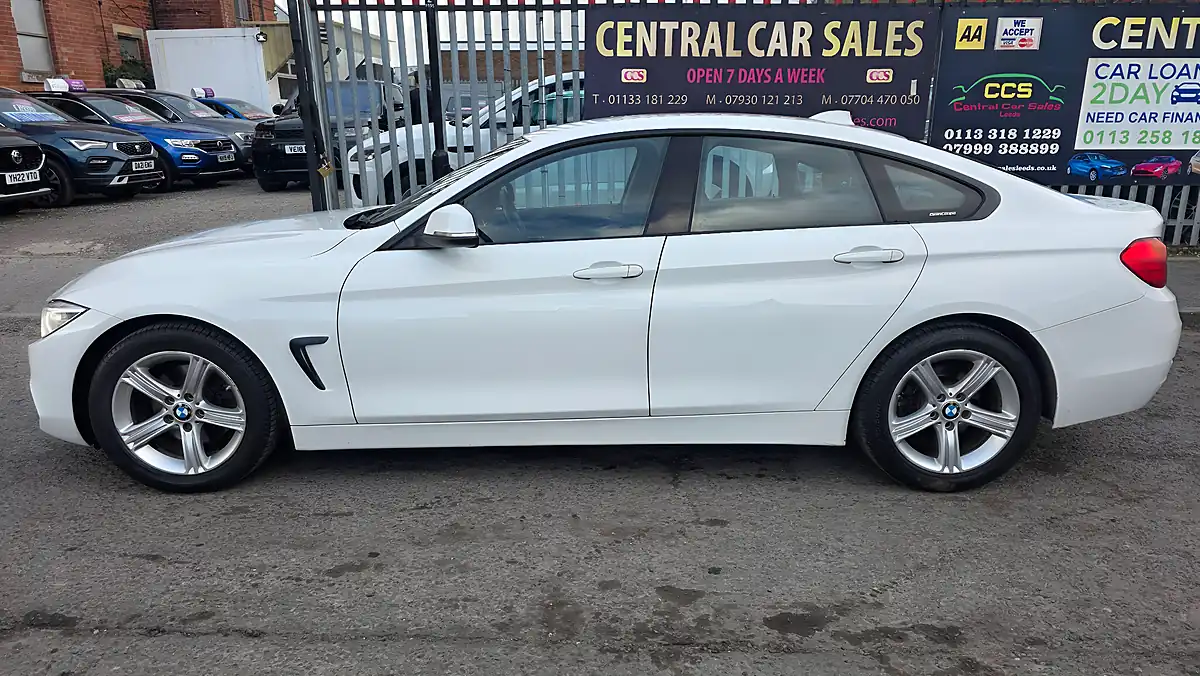 Used 2016 BMW 4 Series Gran Coupe Se White - Interior and Exterior details 11