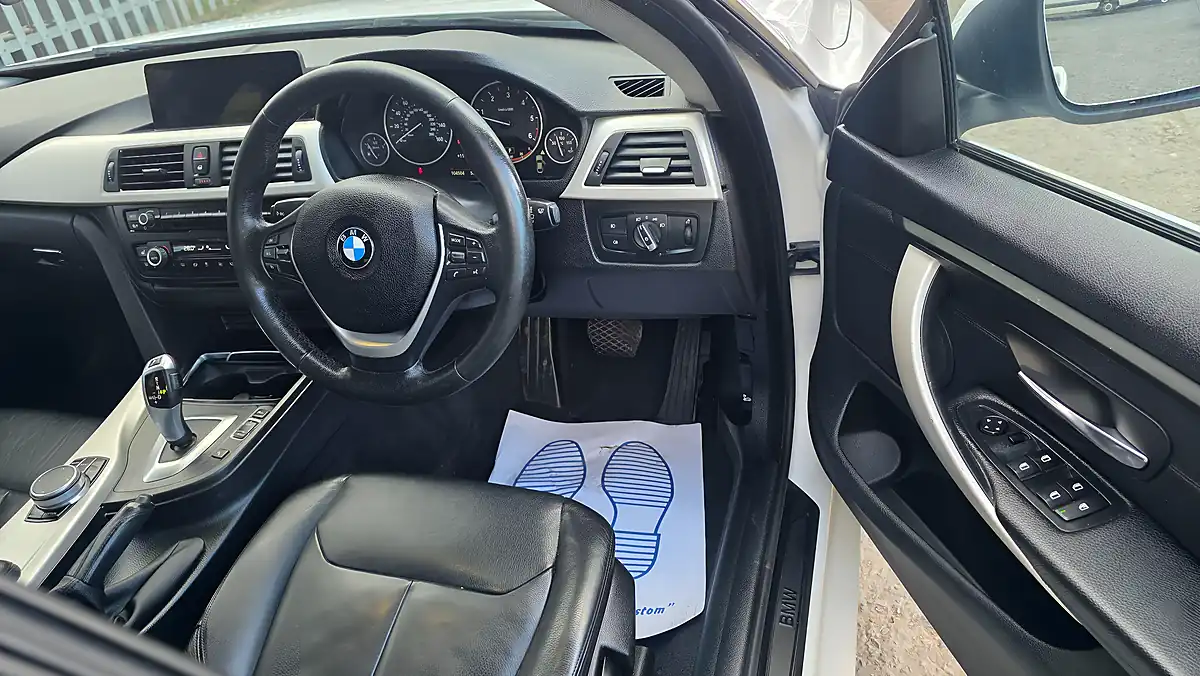 Used 2016 BMW 4 Series Gran Coupe Se White - Interior and Exterior details 12