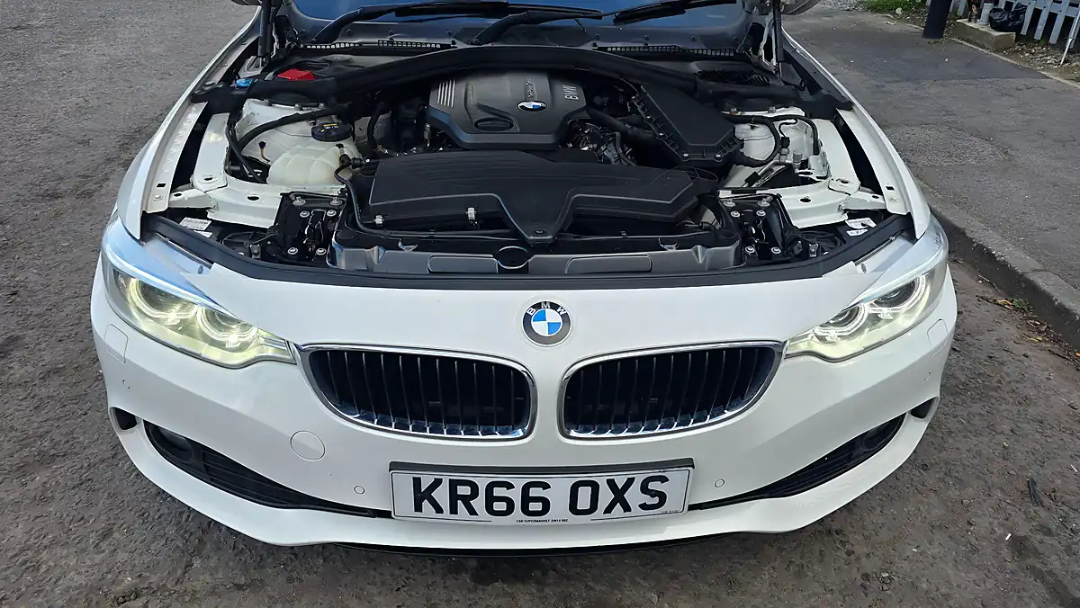 Used 2016 BMW 4 Series Gran Coupe Se White - Interior and Exterior details 20