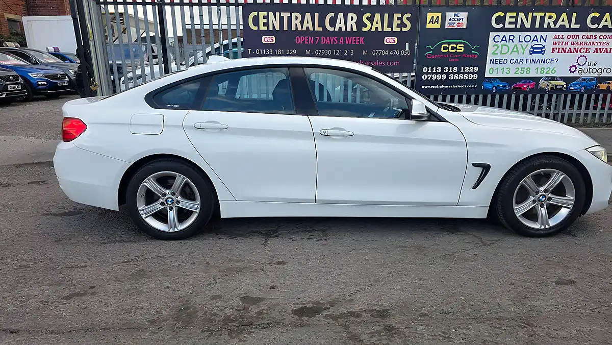 Used 2016 BMW 4 Series Gran Coupe Se White - Interior and Exterior details 7