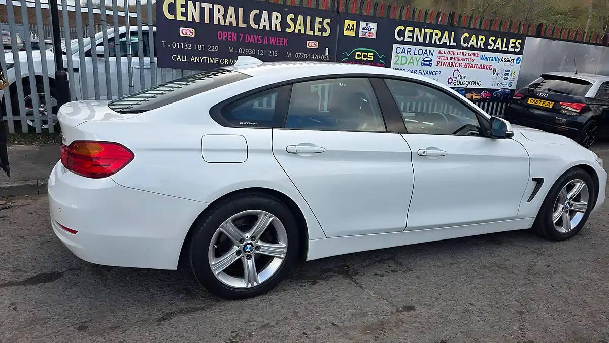 Used 2016 BMW 4 Series Gran Coupe Se White - Interior and Exterior details 8