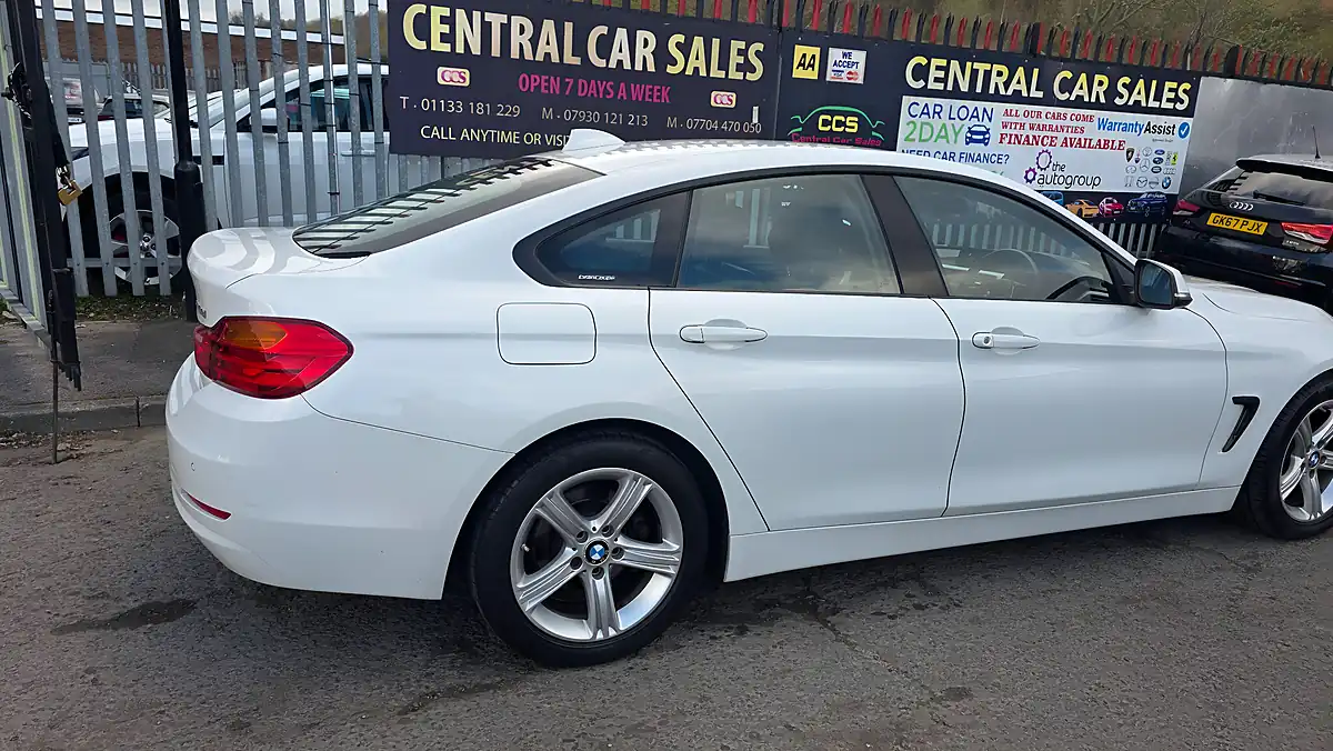 Used 2016 BMW 4 Series Gran Coupe Se White - Interior and Exterior details 9