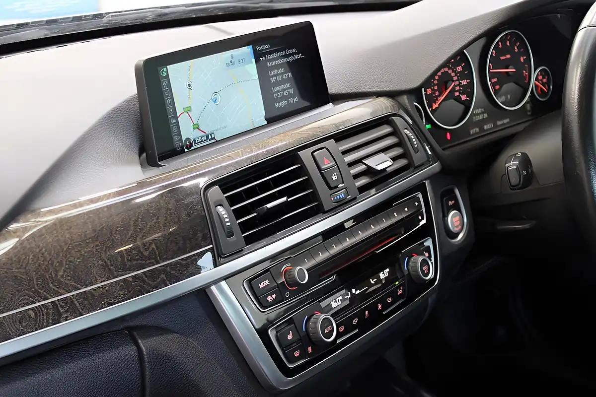 Used 2016 BMW 4 Series Luxury Grey - Interior and Exterior details 15