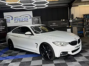 Used 2016 BMW 4 Series M Sport Alpine White - Interior and Exterior details 14