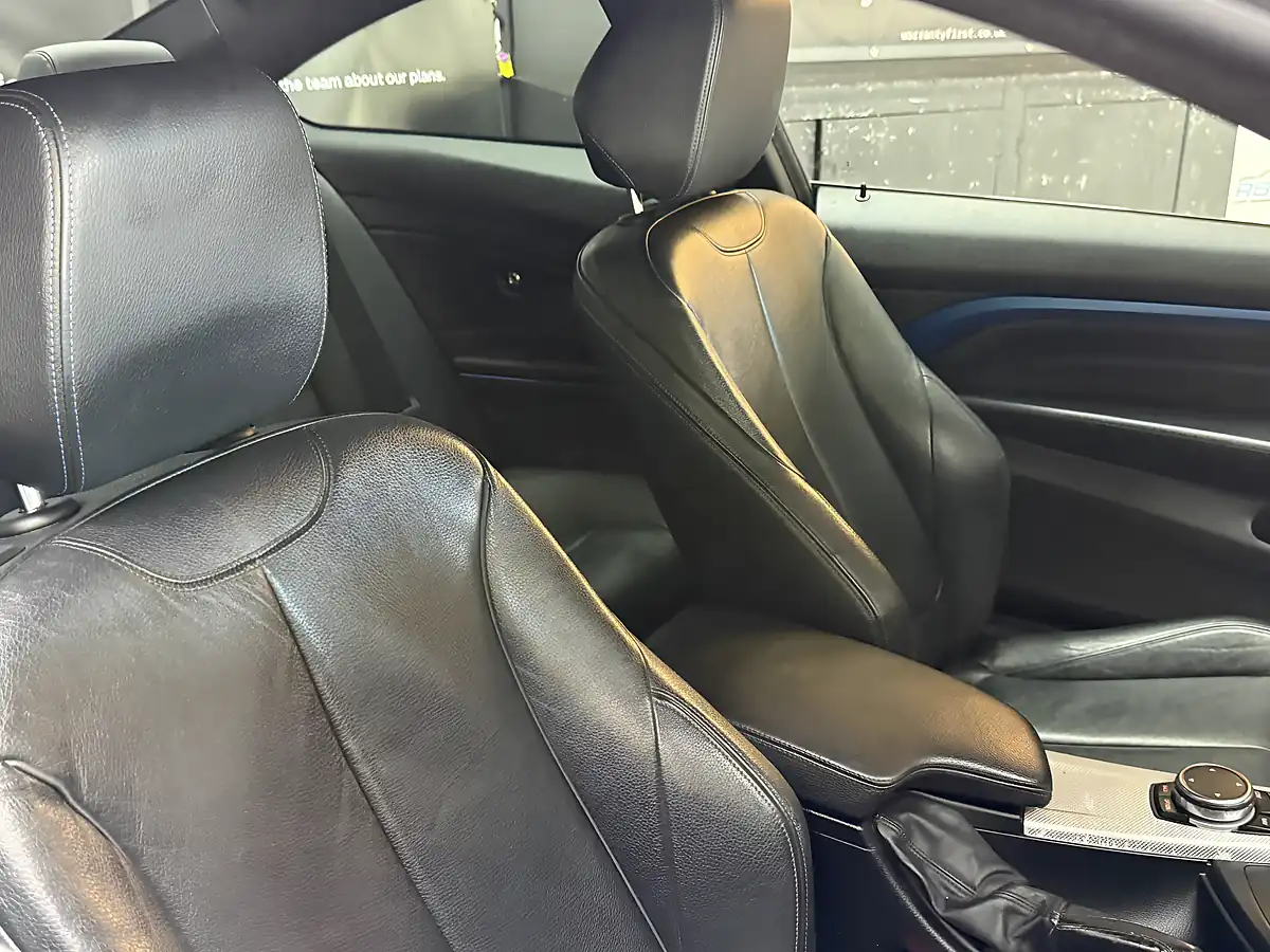 Used 2016 BMW 4 Series M Sport Alpine White - Interior and Exterior details 16