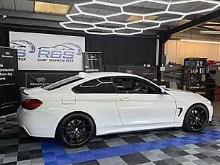 Used 2016 BMW 4 Series M Sport Alpine White - Interior and Exterior details 4