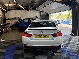 Used 2016 BMW 4 Series M Sport Alpine White - Interior and Exterior details 6