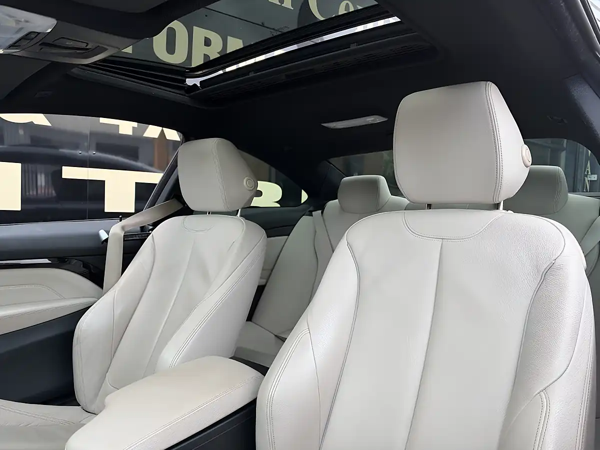 Used 2016 BMW 4 Series M Sport Black - Interior and Exterior details 6