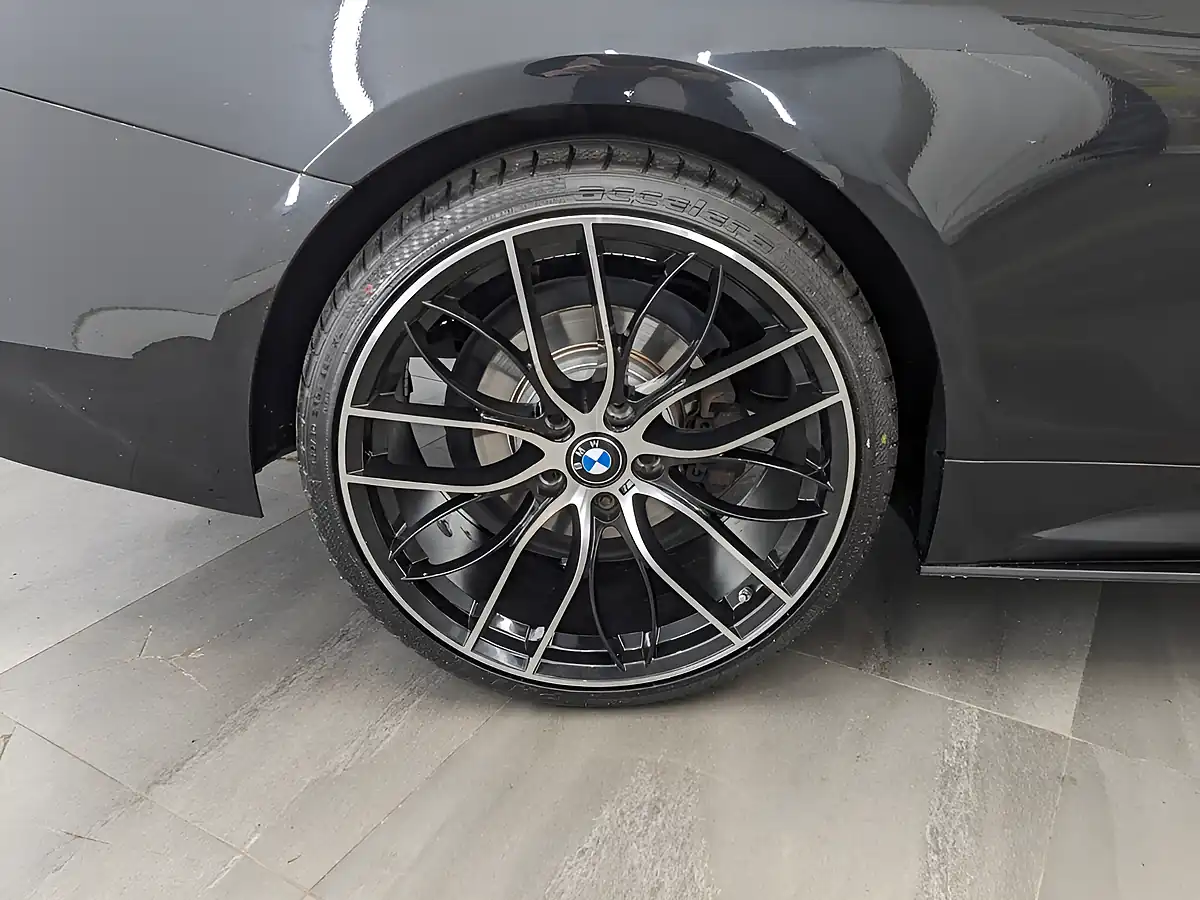 Used 2016 BMW 4 Series M Sport Black Sapphire - Interior and Exterior details 4