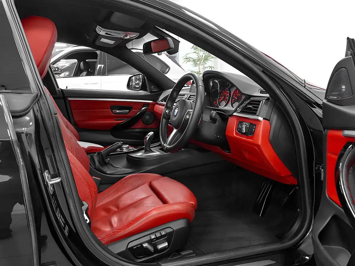 Used 2016 BMW 4 Series M Sport Black Sapphire - Interior and Exterior details 11