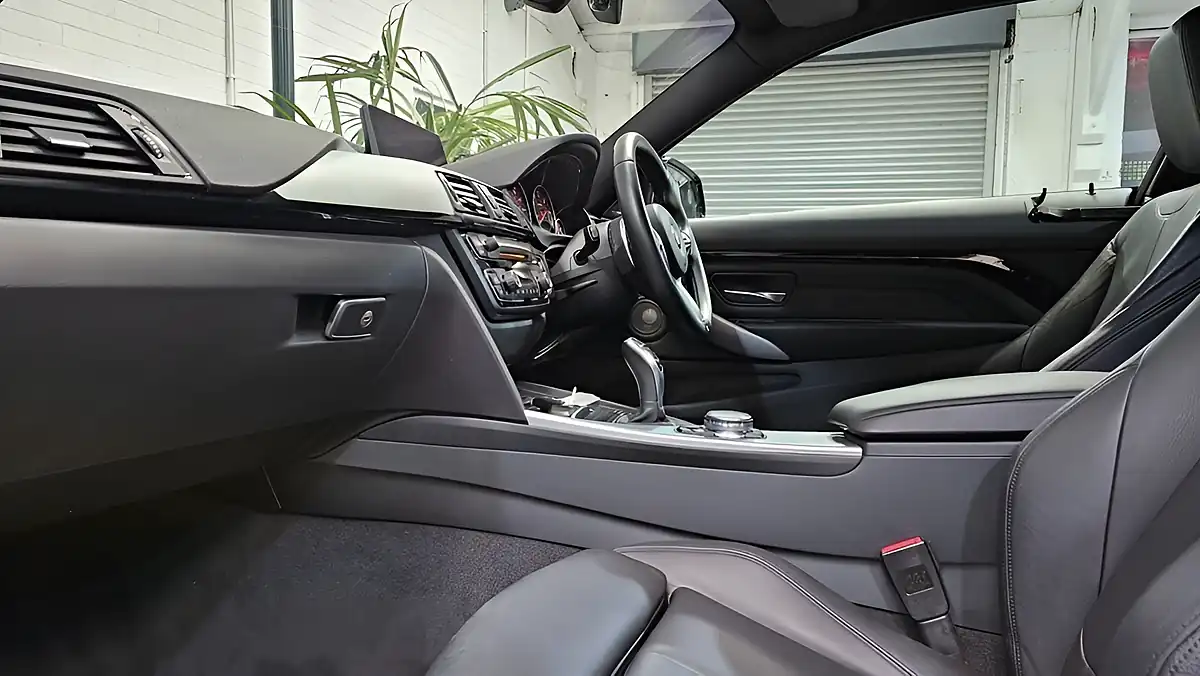 Used 2016 BMW 4 Series M Sport Grey - Interior and Exterior details 11