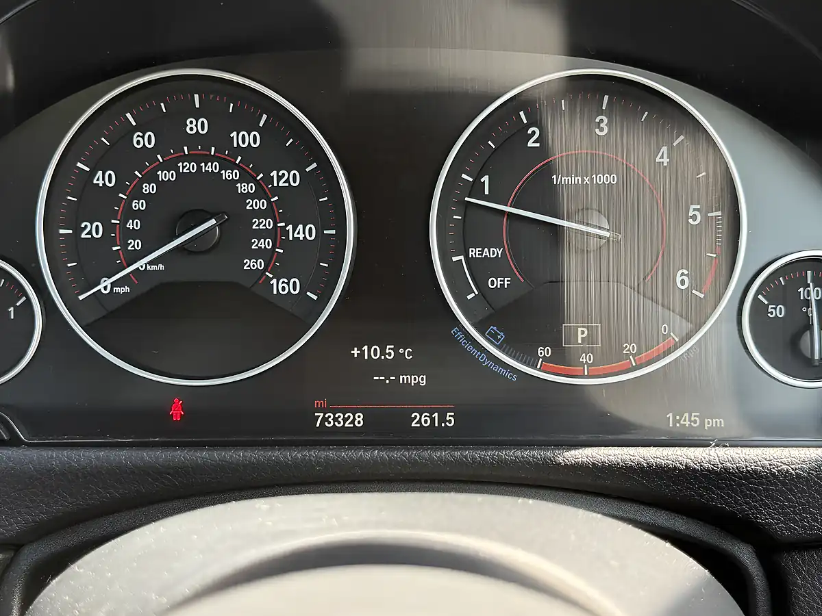 Used 2016 BMW 4 Series M Sport Grey - Interior and Exterior details 17