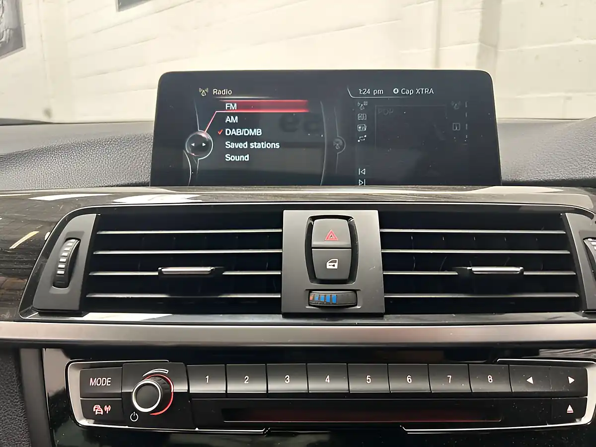 Used 2016 BMW 4 Series M Sport Mineral Grey - Interior and Exterior details 19