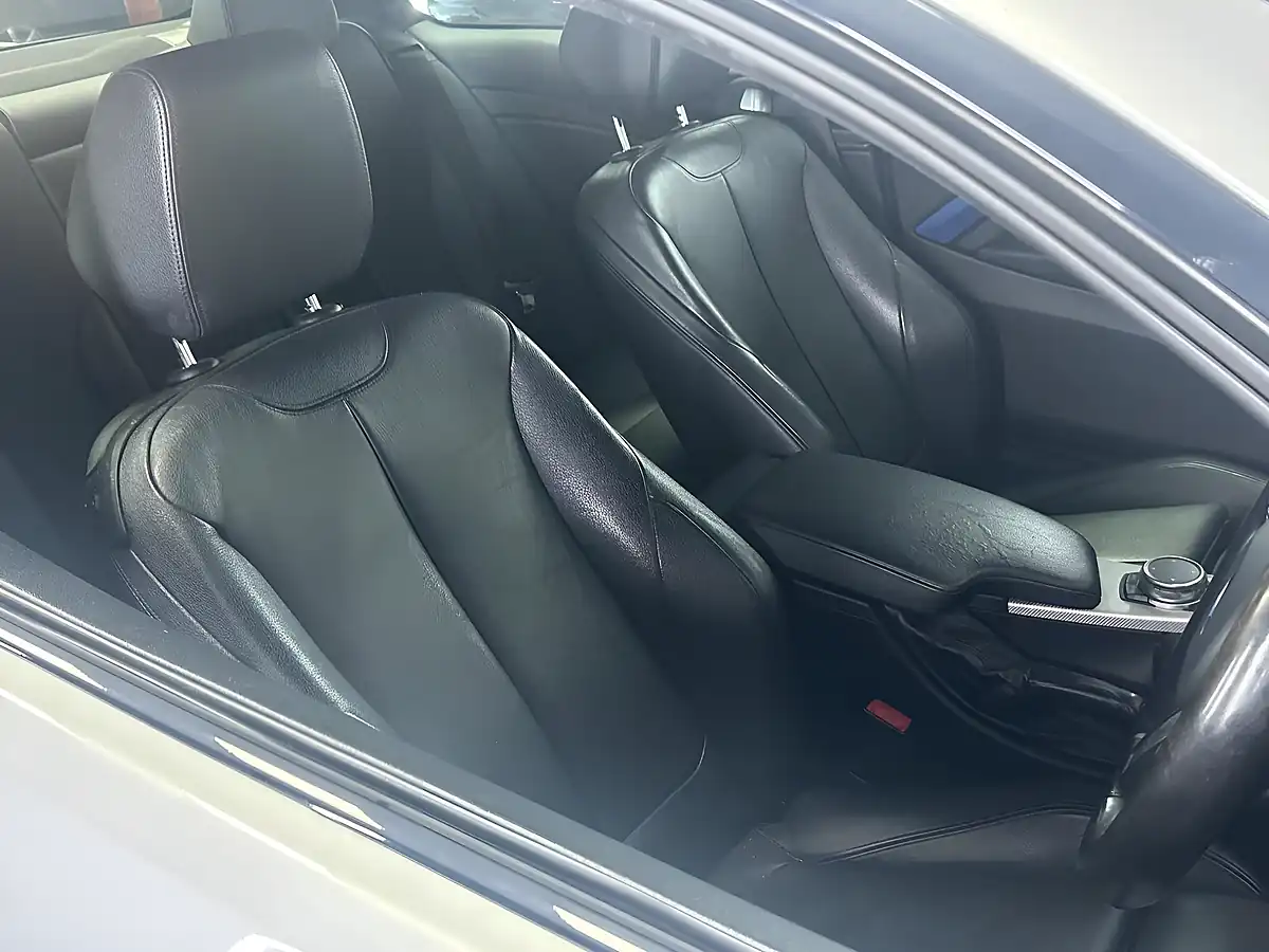 Used 2016 BMW 4 Series M Sport Silver - Interior and Exterior details 13