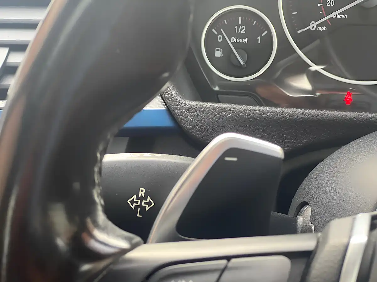 Used 2016 BMW 4 Series M Sport Tanzanite Blue - Interior and Exterior details 13
