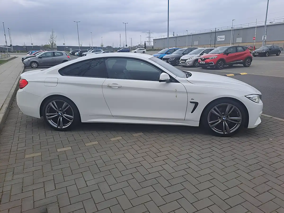 Used 2016 BMW 4 Series M Sport White - Interior and Exterior details 3