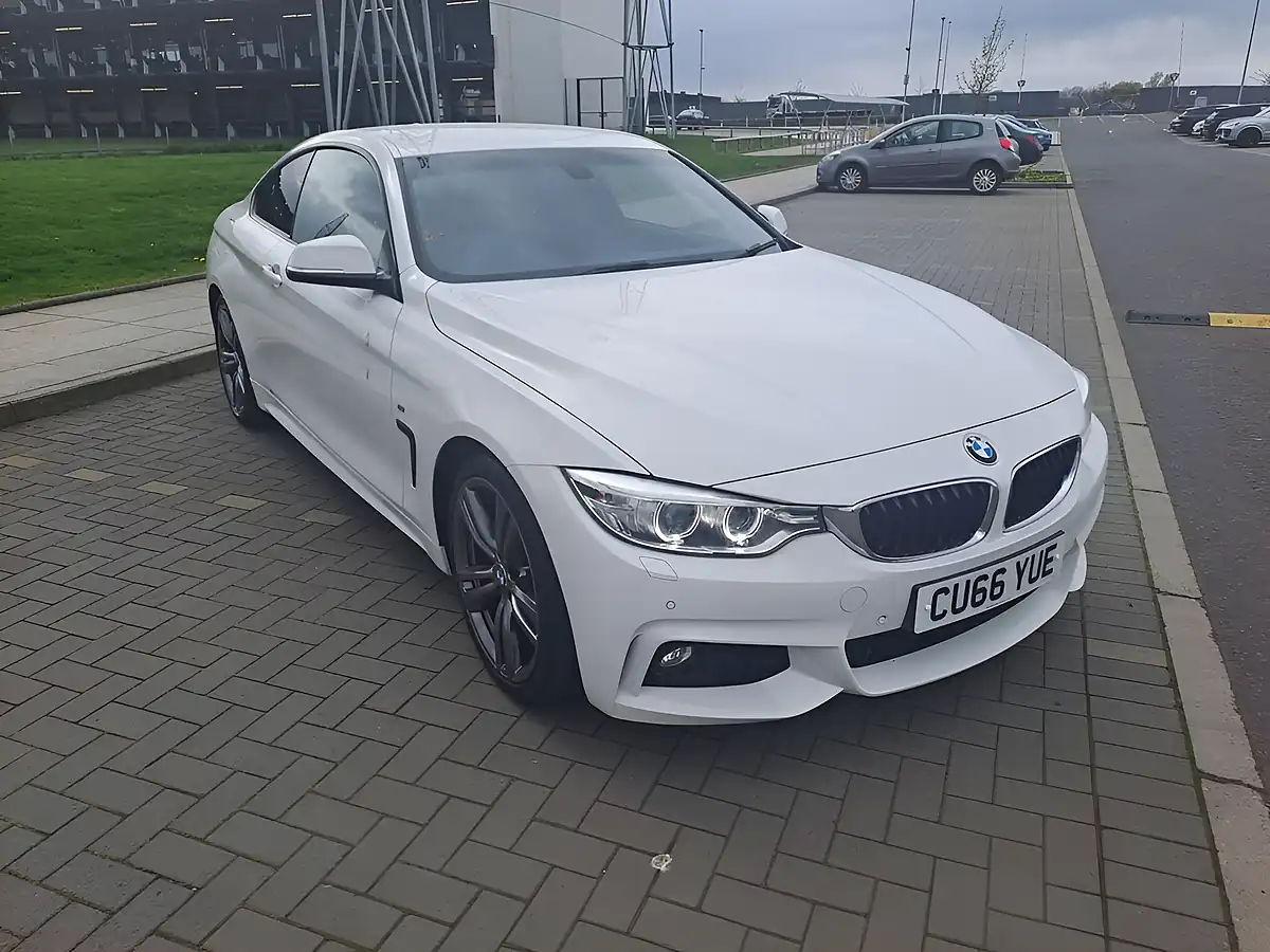 Used 2016 BMW 4 Series M Sport White - Interior and Exterior details 9