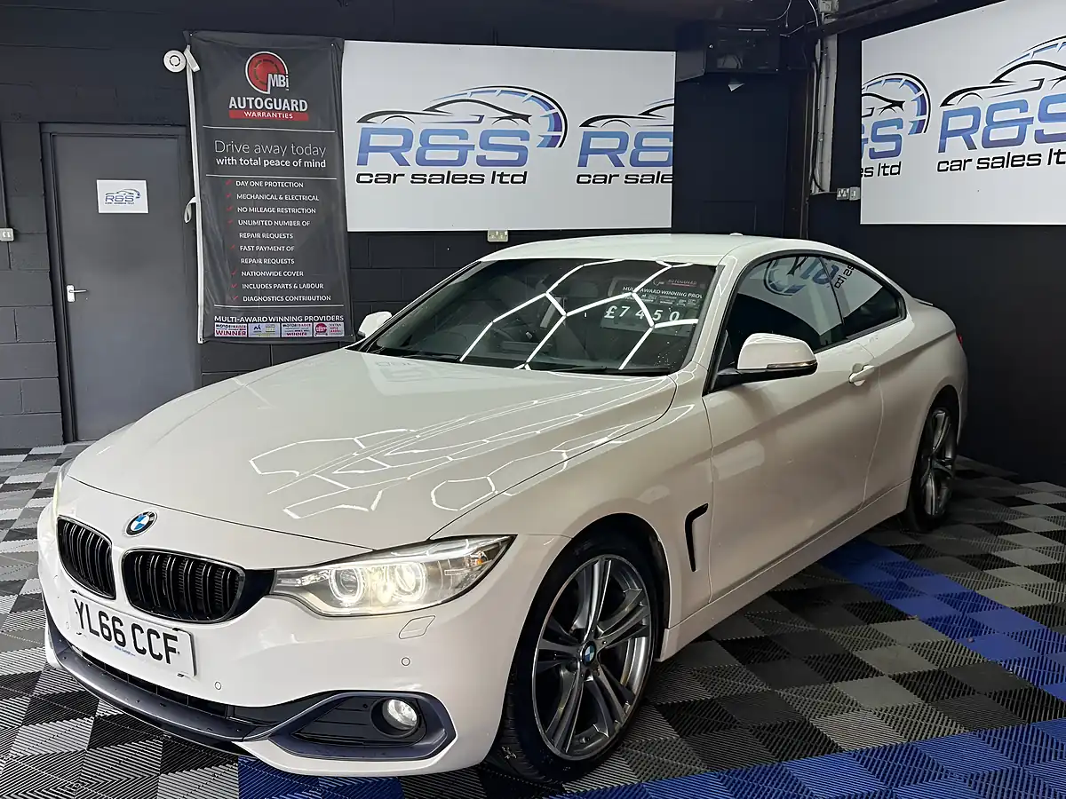 Used 2016 BMW 4 Series Sport White - Interior and Exterior details 6