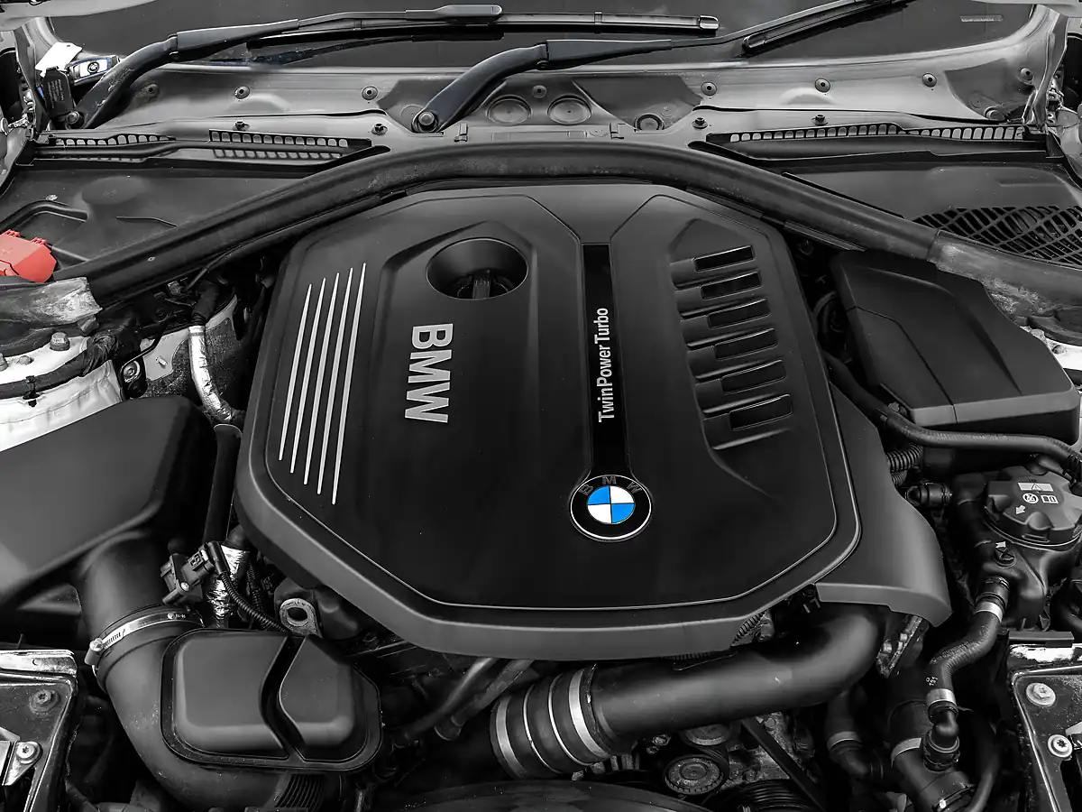 Used 2016 BMW 440i M Sport Alpine White - Interior and Exterior details 15