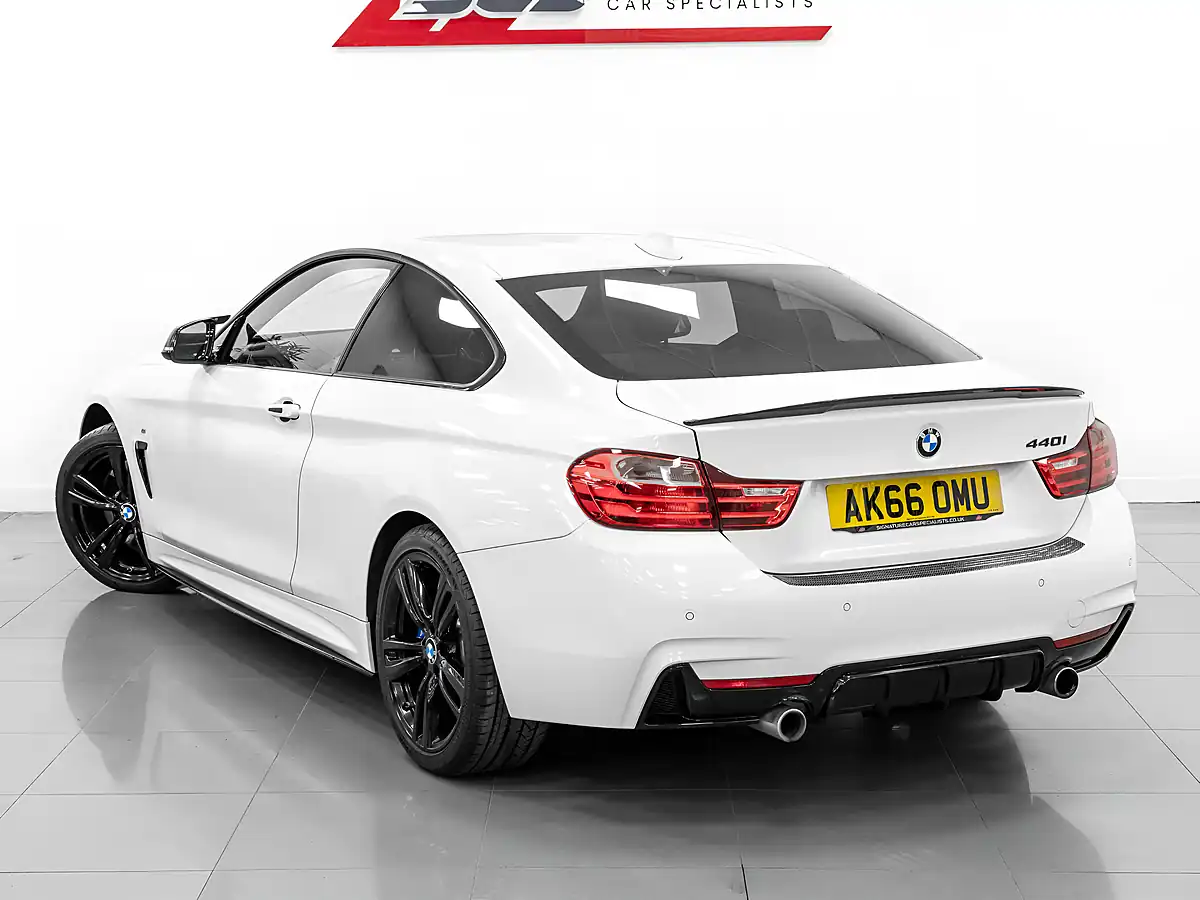 Used 2016 BMW 440i M Sport Alpine White - Interior and Exterior details 6
