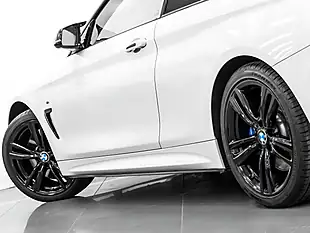 Used 2016 BMW 440i M Sport Alpine White - Interior and Exterior details 9