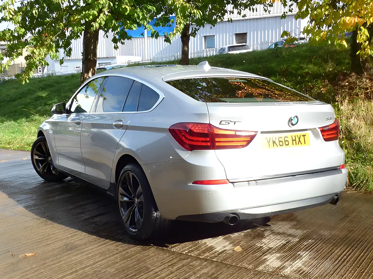 Used 2016 BMW 5 Series Gran Turismo Luxury GT Silver - Interior and Exterior details 11