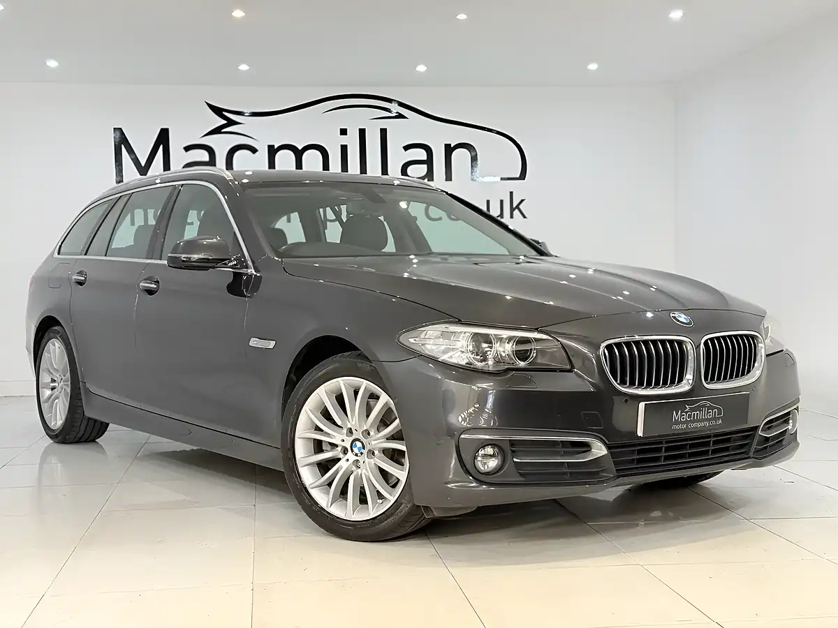 Used 2016 BMW 5 Series Luxury Touring Grey - Interior and Exterior details 4