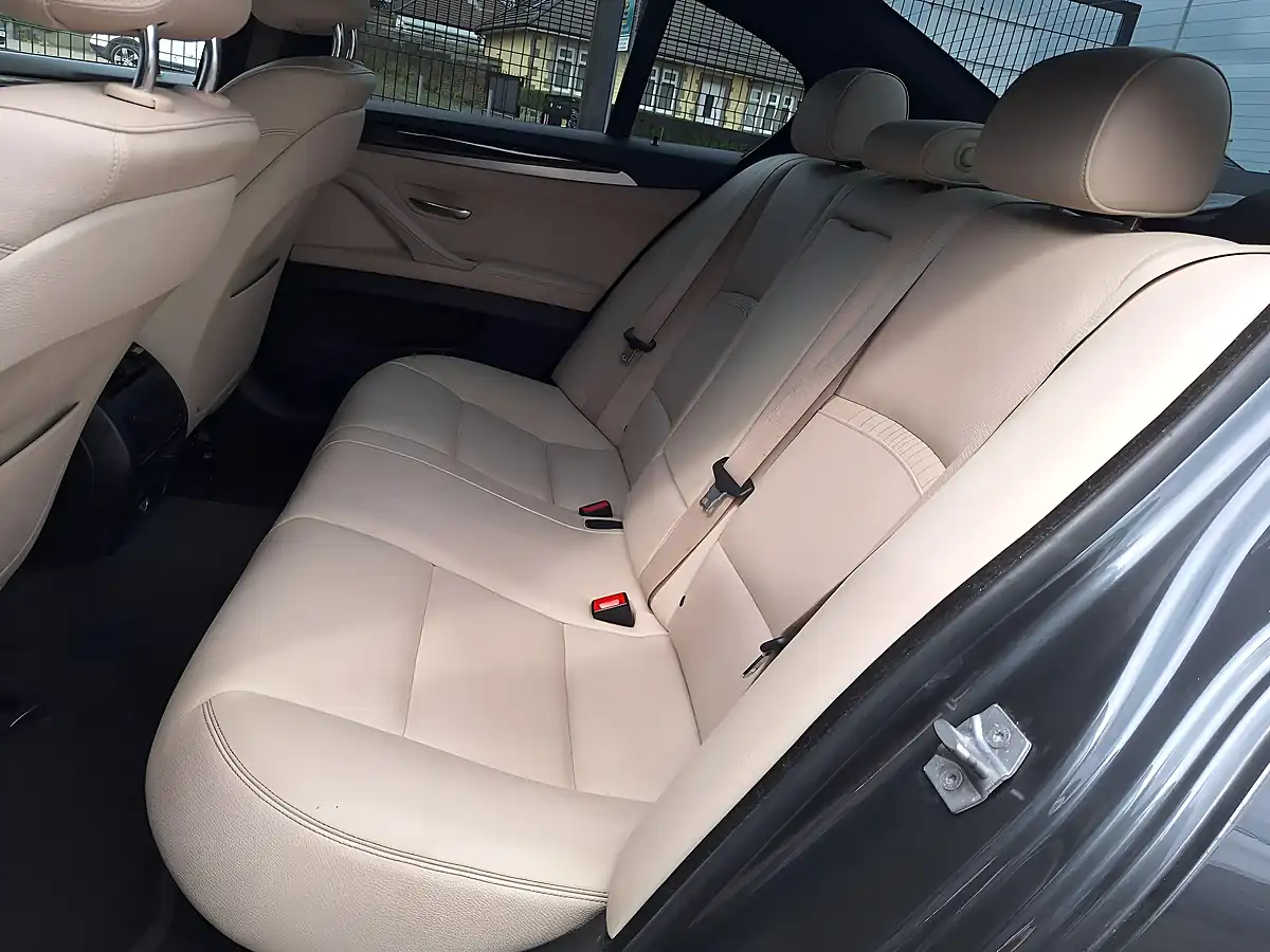 Used 2016 BMW 5 Series M Sport Grey - Interior and Exterior details 11