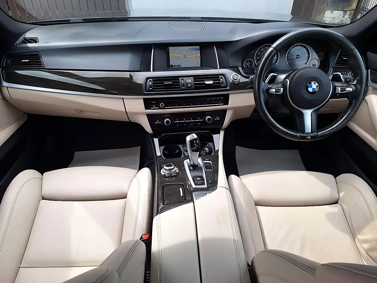Used 2016 BMW 5 Series M Sport Grey - Interior and Exterior details 9