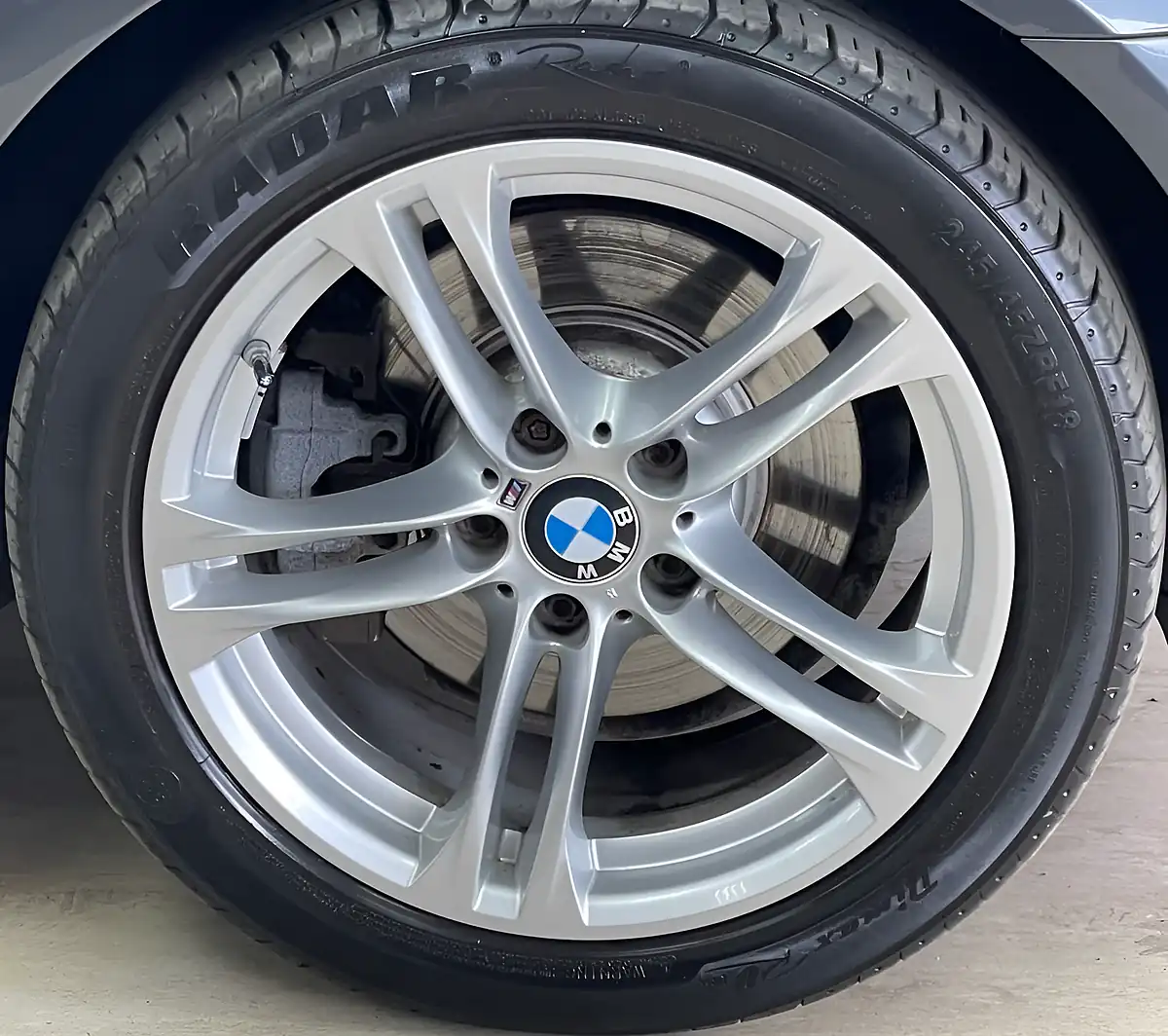 Used 2016 BMW 5 Series M Sport Mineral Grey - Interior and Exterior details 11
