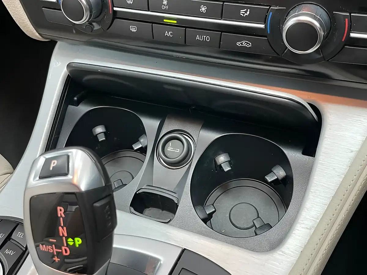 Used 2016 BMW 5 Series M Sport Mineral Grey - Interior and Exterior details 20