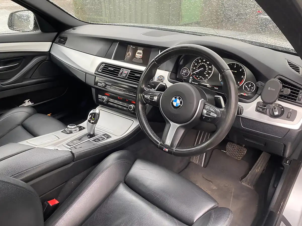 Used 2016 BMW 5 Series M Sport Silver - Interior and Exterior details 15