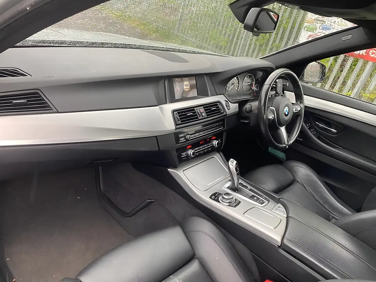 Used 2016 BMW 5 Series M Sport Silver - Interior and Exterior details 6