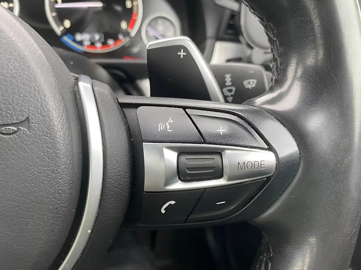 Used 2016 BMW 5 Series M Sport Silver - Interior and Exterior details 8