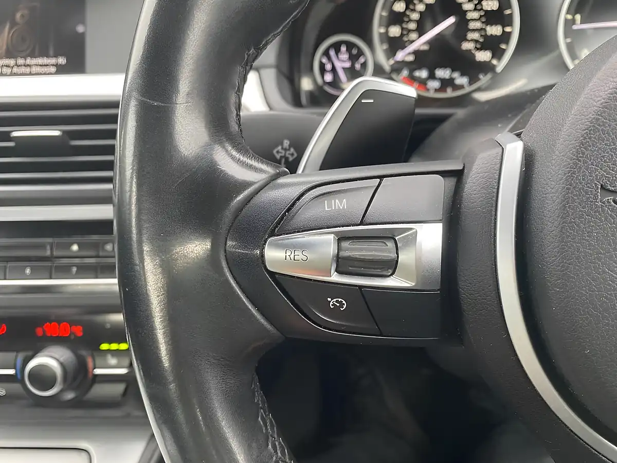 Used 2016 BMW 5 Series M Sport Silver - Interior and Exterior details 9