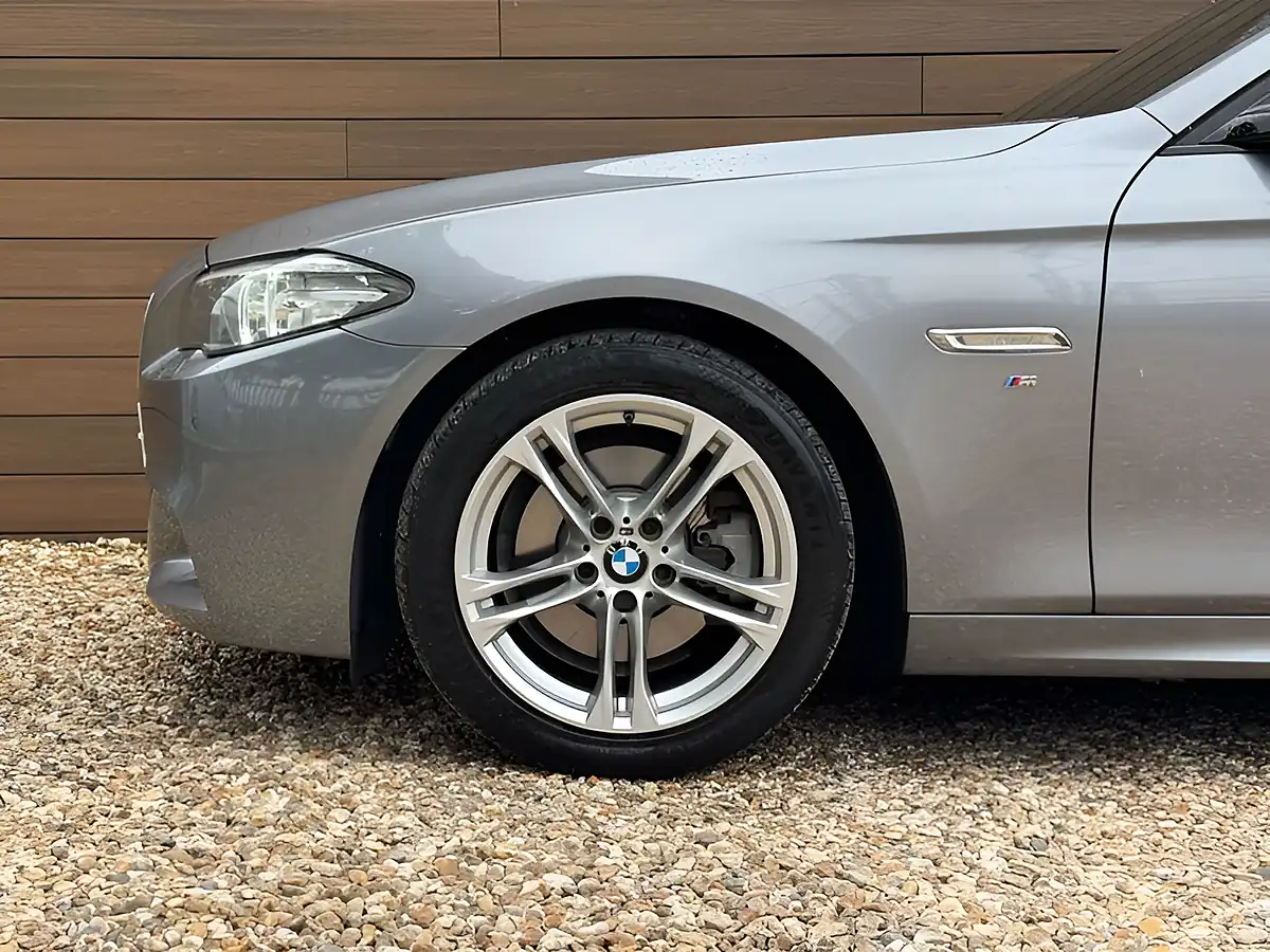 Used 2016 BMW 5 Series M Sport Space Grey - Interior and Exterior details 10
