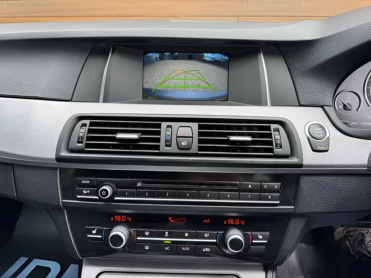 Used 2016 BMW 5 Series M Sport Space Grey - Interior and Exterior details 17