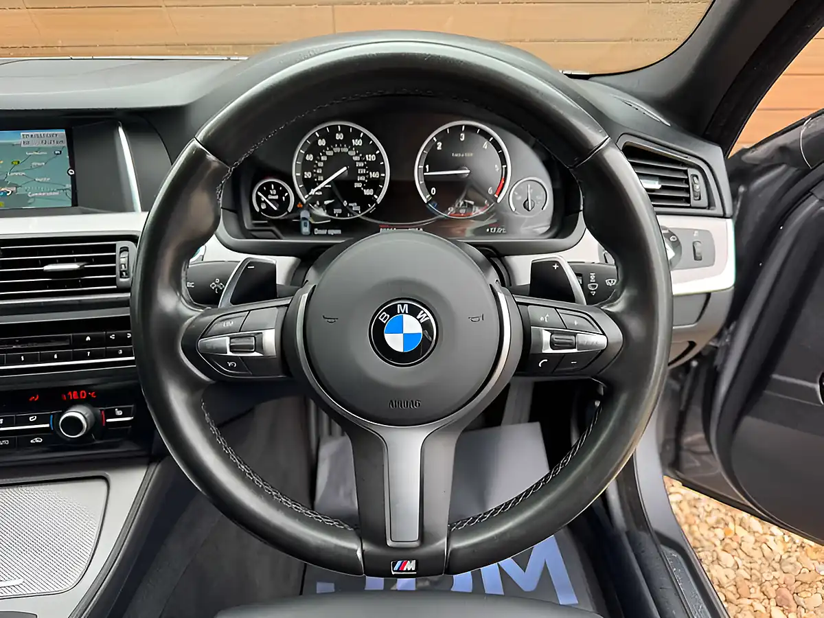 Used 2016 BMW 5 Series M Sport Space Grey - Interior and Exterior details 18