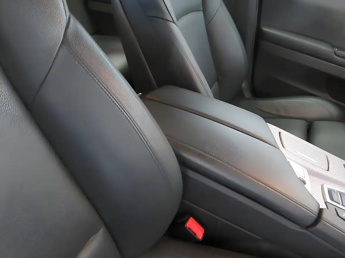 Used 2016 BMW 5 Series M Sport Touring Black - Interior and Exterior details 16