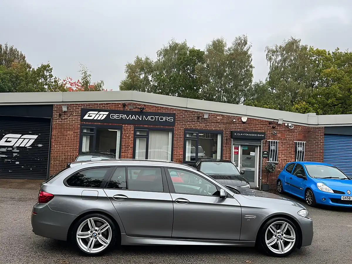 Used 2016 BMW 5 Series M Sport Touring Grey - Interior and Exterior details 10