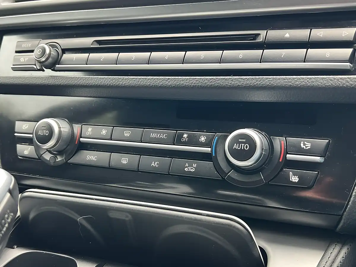Used 2016 BMW 5 Series M Sport Touring Grey - Interior and Exterior details 17