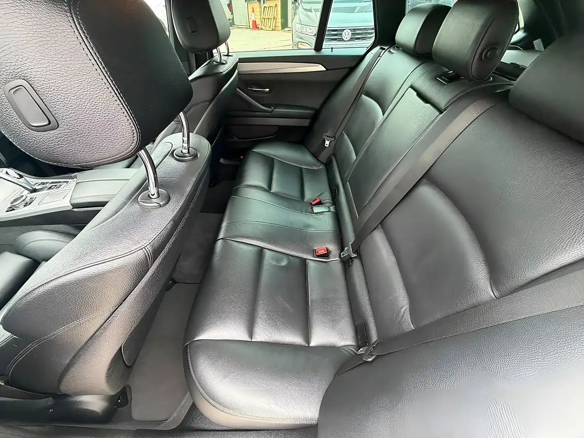 Used 2016 BMW 5 Series M Sport Touring White - Interior and Exterior details 19