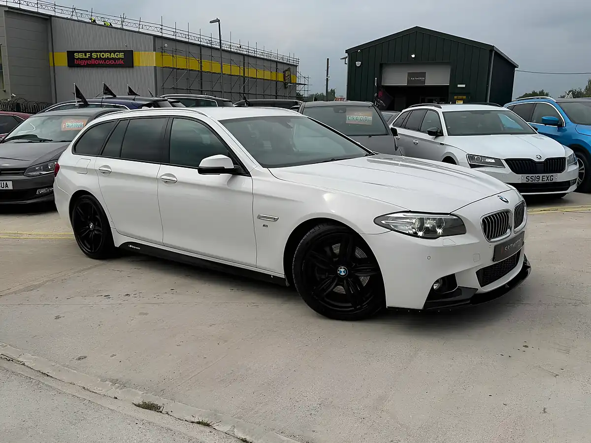 Used 2016 BMW 5 Series M Sport Touring White - Interior and Exterior details 2