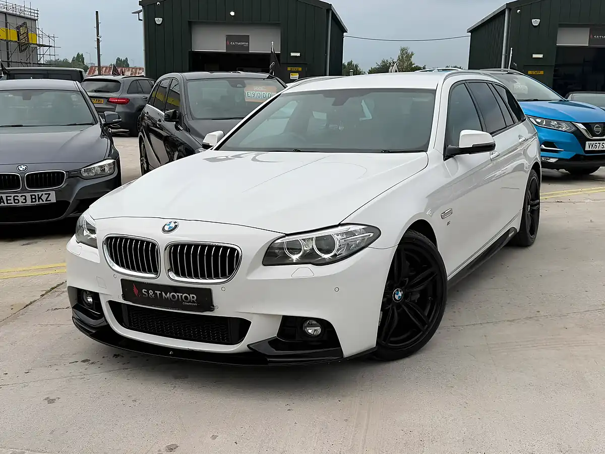 Used 2016 BMW 5 Series M Sport Touring White - Interior and Exterior details 6