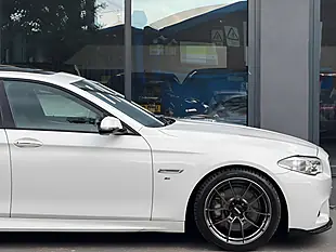 Used 2016 BMW 5 Series M Sport White - Interior and Exterior details 9