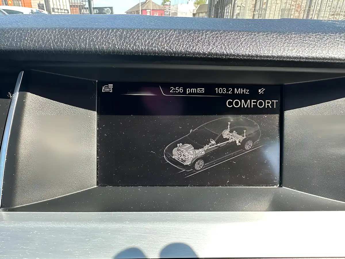 Used 2016 BMW 5 Series M Sport White - Interior and Exterior details 16