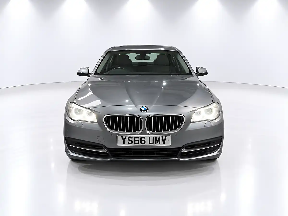 Used 2016 BMW 5 Series Se Grey - Interior and Exterior details 3