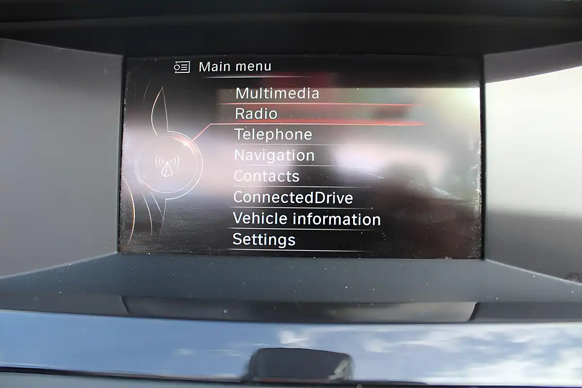 Used 2016 BMW 5 Series Se Grey - Interior and Exterior details 18